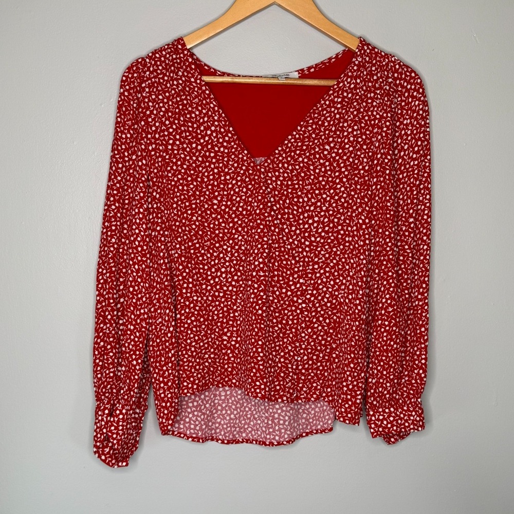 Madewell Red White Ditsy Floral Faux Wrap Blouse M Long Sleeve VNeck Button Cuff - Picture 1 of 10